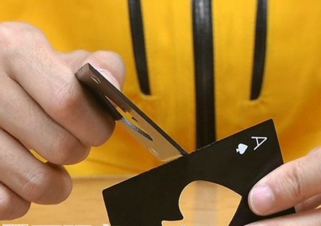 最危险的玩具一定要远离,90%家里都有这个危险玩具