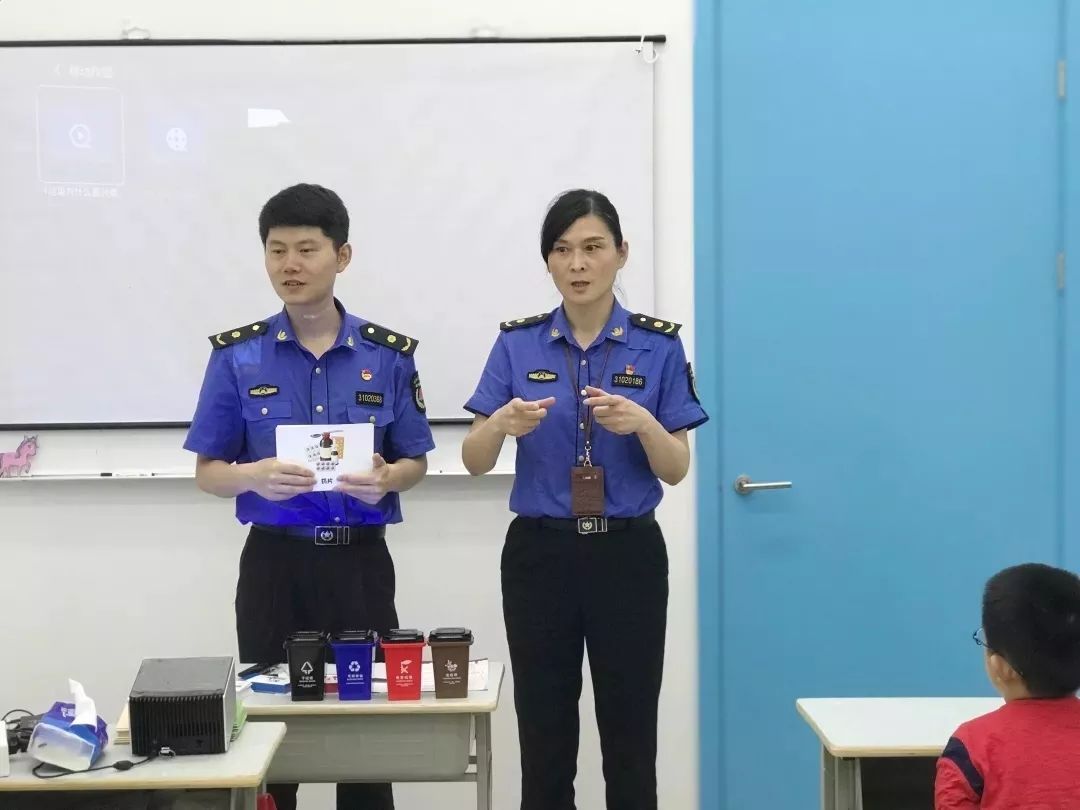 大宁“国脚级”城管一年受理案件上千件，凭实力赢民心