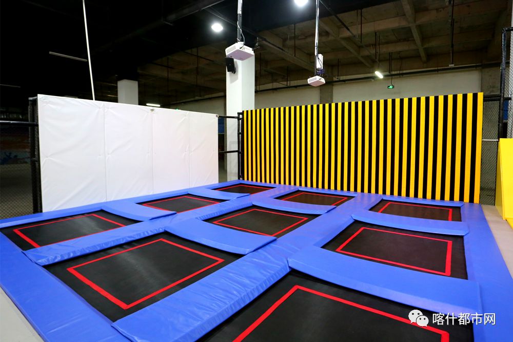 喀什蹦床乐园推荐,喀什鑫锐锋蹦床主题公园