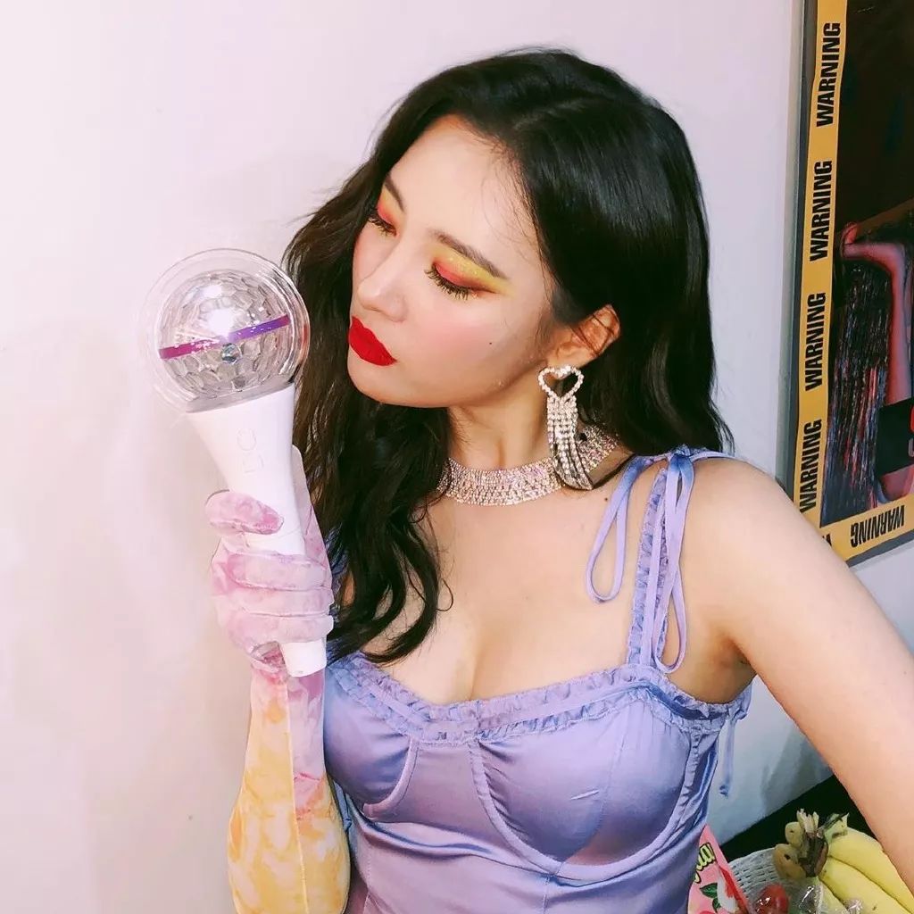 欧阳娜娜jennie撞衫番茄面,jennie和欧阳娜娜撞衫的衣服