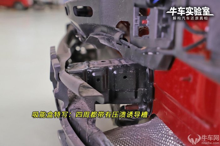 宝马3系大灯外壳拆解视频,宝马3系f35底盘拆解视频