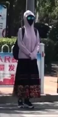 选择防晒化妆品时有哪些注意事项,化妆时防晒霜必须要用吗