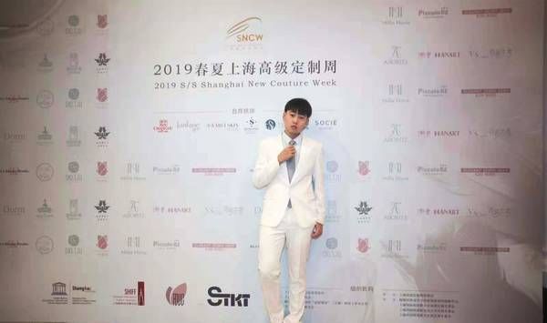 高定巴黎时装周发布会,香奈儿春夏高定时装周