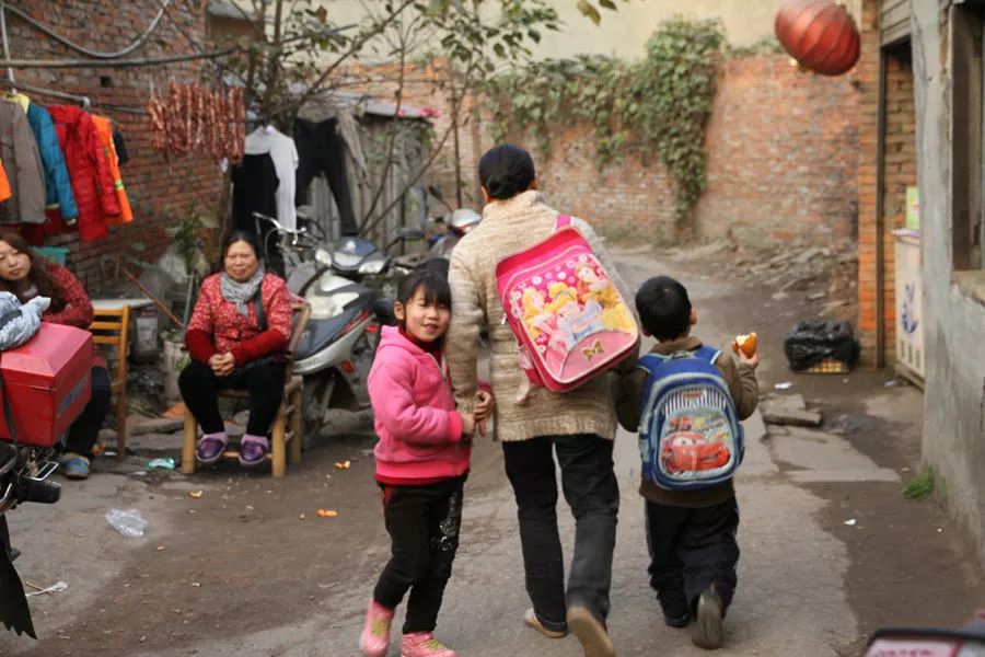 二胎政策后需要交超生款吗,国家何时取消二胎计生罚款