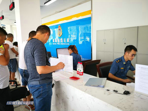 开万顺叫车好还是滴滴出行好,万顺叫车现在拿了多少网约车牌照