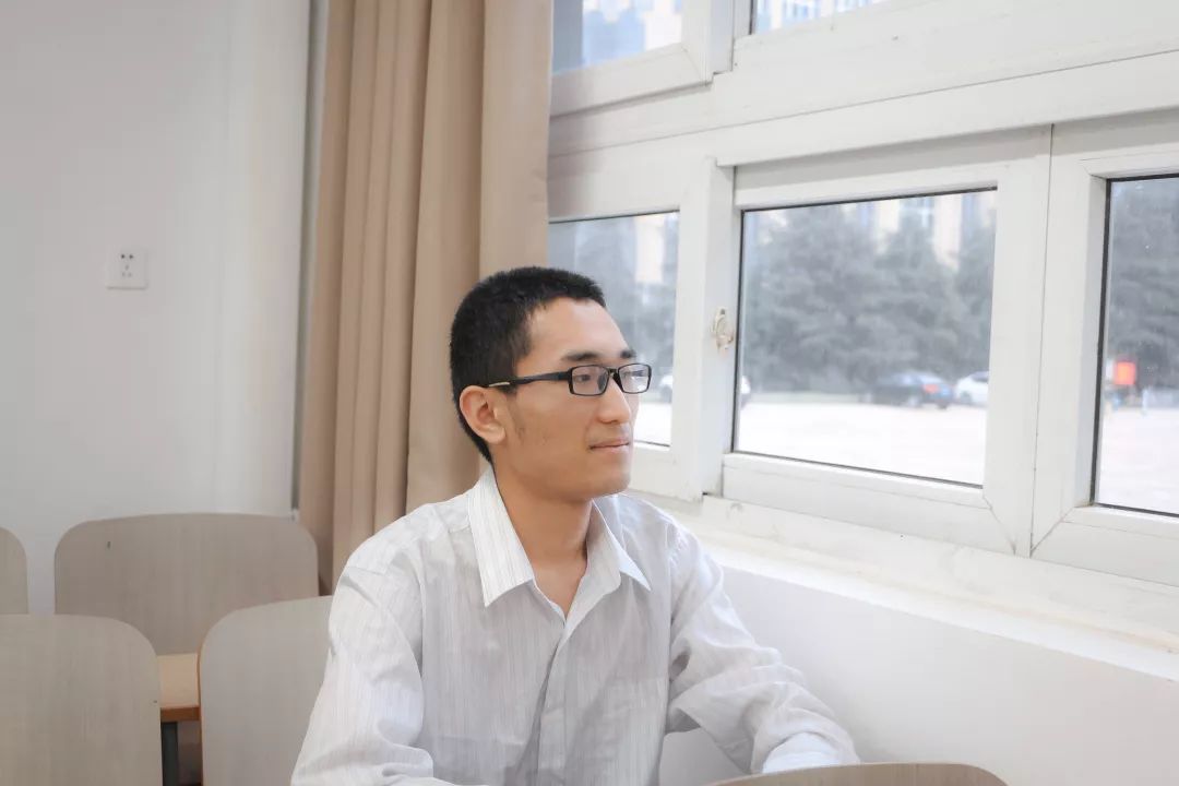 刘坤杰，你是三角湖畔最温暖的风！@江大一周朋友圈