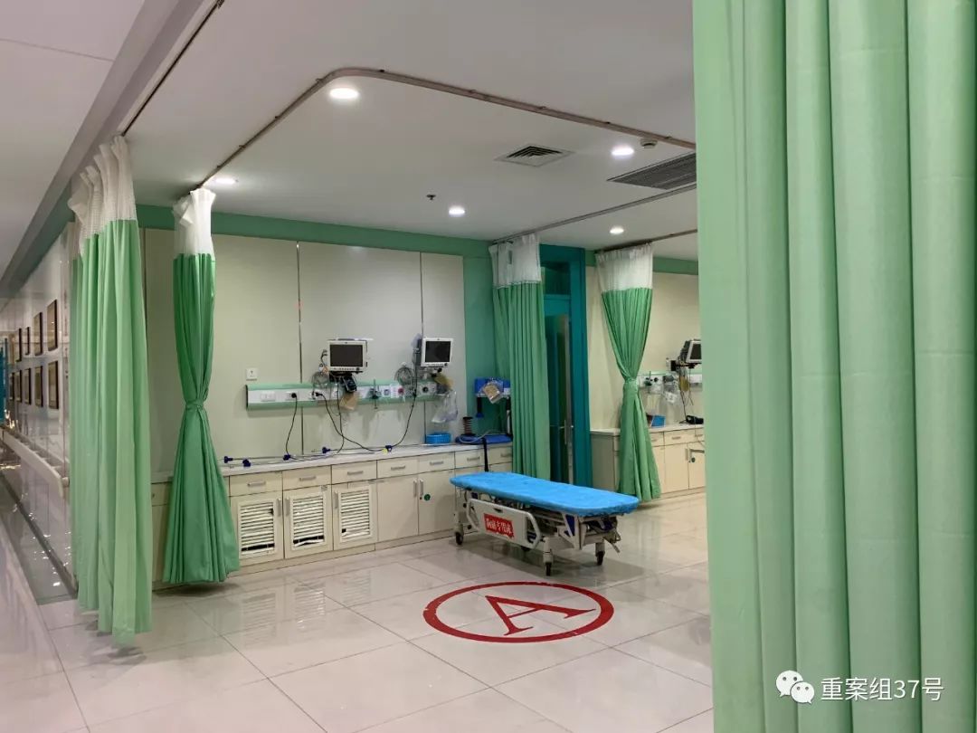 女子隆胸后死亡丈夫看监控哽咽,哈尔滨女子隆胸