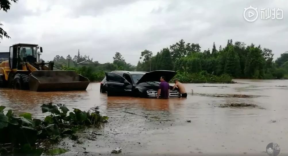 四川最新雨情预警,四川大到暴雨明后天强降雨仍持续