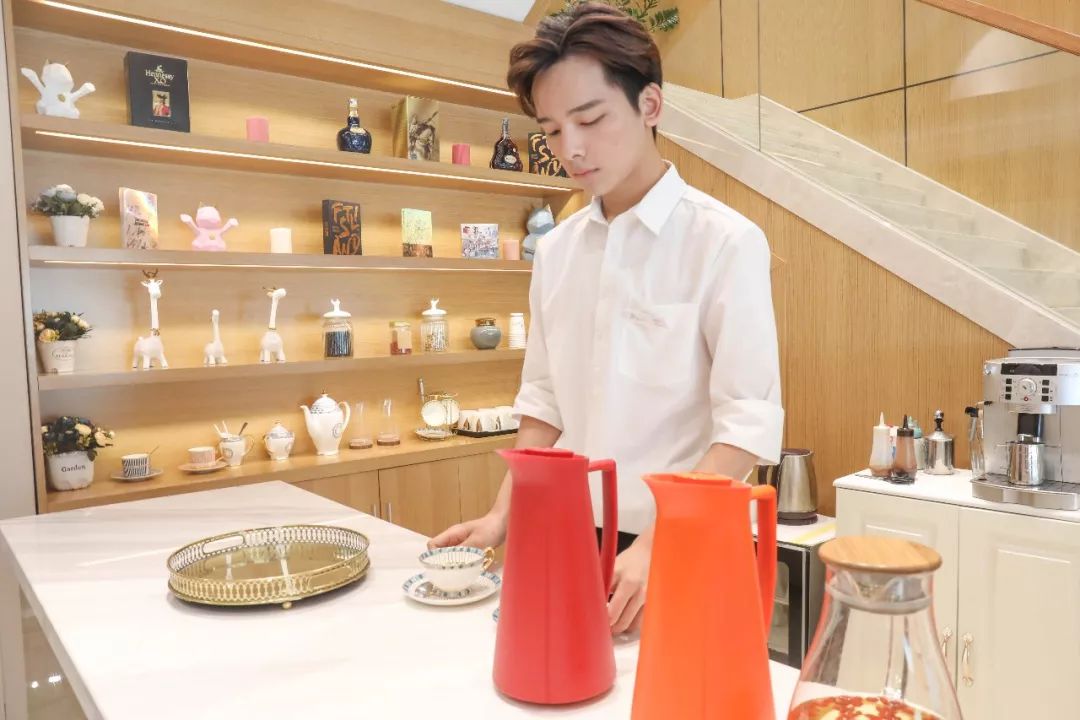 韩商言吐血了,韩商言的高光时刻