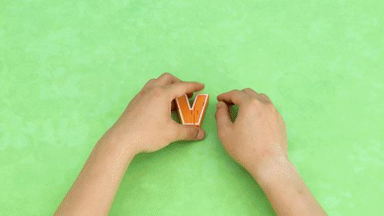 团购预告|A-Z字母大套装网络玩具、《学乐数学分级阅读》、《你好灯塔》、小米全格斜翻储物箱