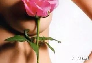 用精油按摩胸部后胸胀痛为什么,用精油按摩胸部的好处