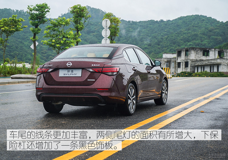 日产轩逸汽车评测2014,2022日产轩逸评测视频懂车帝