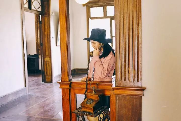 对厦门鼓浪屿景色的描写,鼓浪屿在厦门的哪个地方