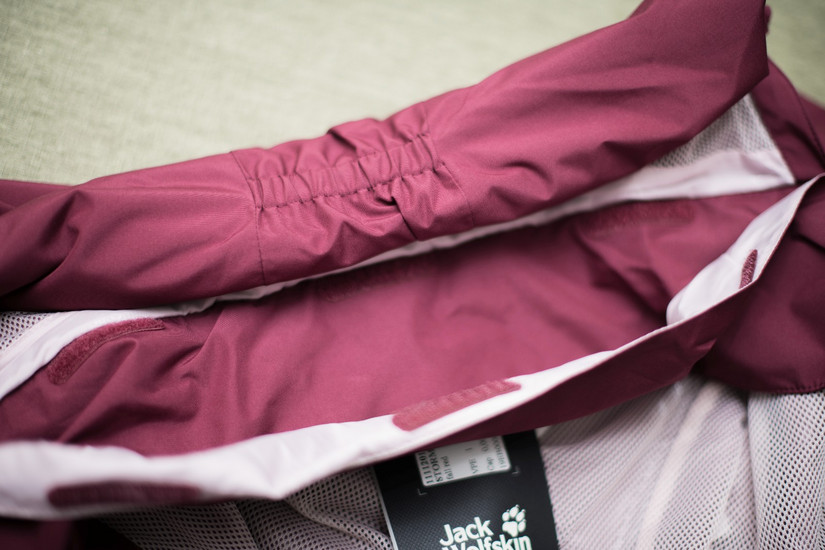 黑科技冲锋衣防暴雨,最强性能的冲锋衣