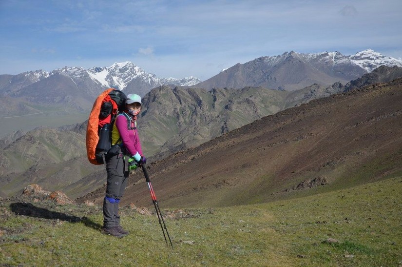 雪峰冰川雪莲草甸十分的激动八分憾——2019年7月环博格达纪实