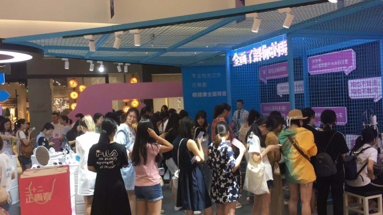 毛不易戴的眼镜,毛不易同款新眼镜框