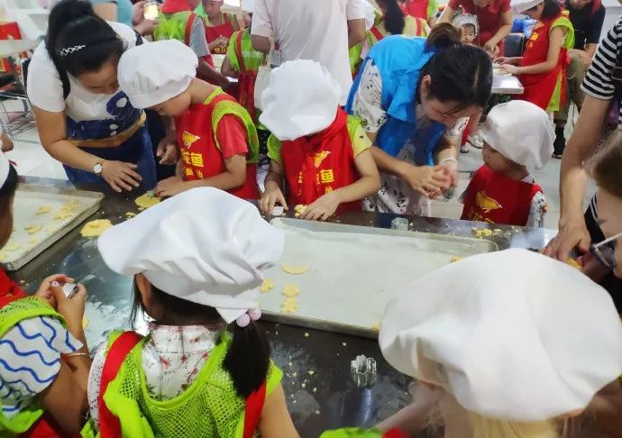 高质量暑假研学夏令营,临空港夏令营好玩吗