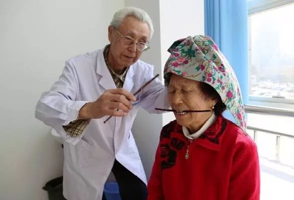 「太好了」“看得上病”“看得好病”“看得起病”“人人享有”~看,内蒙古蒙中医药改革…