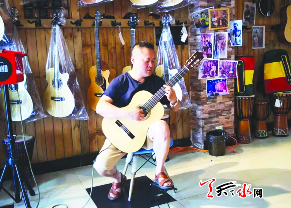 天水吉他协会会长吴晓亮,天水吉他大师吴晓亮