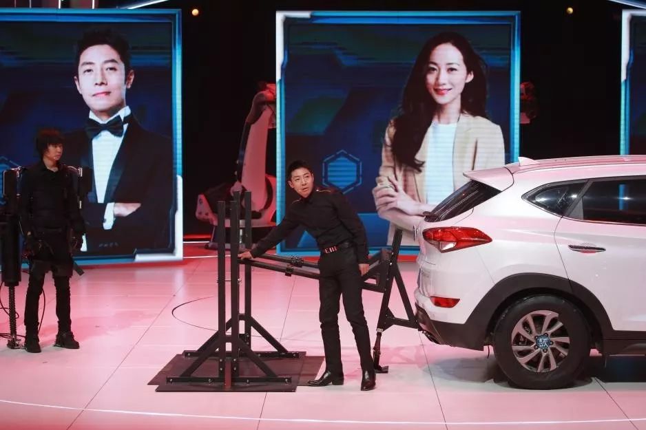 铁甲钢拳挑战双子星,铁甲钢拳挑战机器人