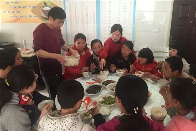 微信群有100个人应该怎么运营,管理微信群工作靠谱吗