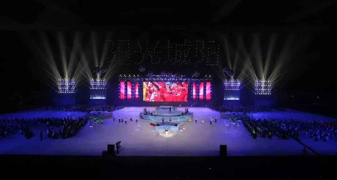 2019世界青少年足球赛开幕式,中国代表团集体出战太燃了跆拳道