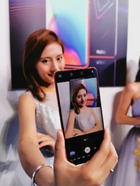努比亚z20拍照效果怎么样,努比亚z20自拍怎么样