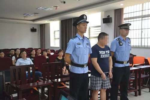 阳新组织卖淫罪判决案例,廉江组织卖淫罪判决一年案例