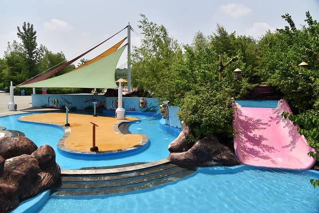 辽宁最刺激的水上乐园,抚顺皇家海洋乐园过山车