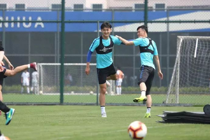 上海申花100强,蒋圣龙对申花的评价