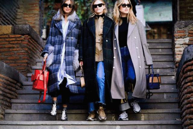 这款鞋！让整条街的回头率都归你！舒服的如同踩棉花！帅到不像实力派