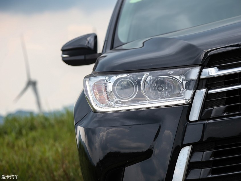 2018新款丰田汉兰达舒适驾驶体验,试驾丰田汉兰达越野能力