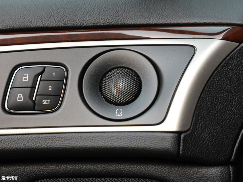 a4l对比林肯mkz,林肯mkz和奥迪a4l哪个档次高