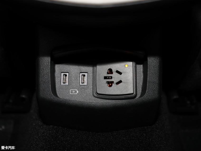 a4l对比林肯mkz,林肯mkz和奥迪a4l哪个档次高