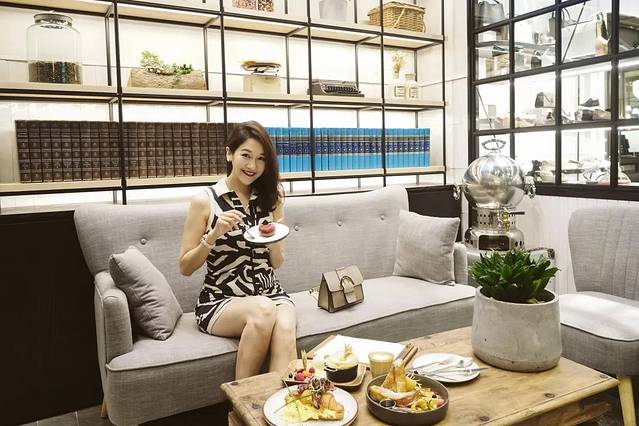 新加坡最美的机场有什么好玩的,新加坡机场免费观光之旅