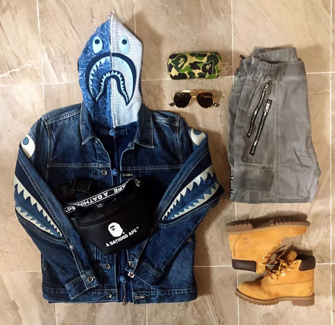 秋日牛仔的日常穿搭,初秋牛仔连衣裙搭配