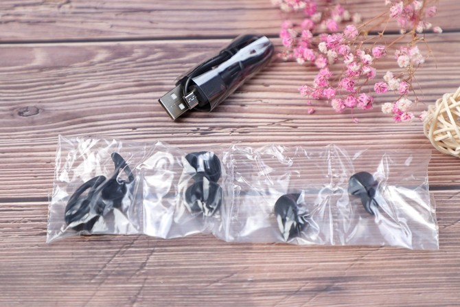 轻巧便携不伤耳蓝牙耳机,联想蓝牙耳机无痛不伤耳