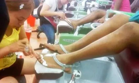 从安妮宝贝到庆山,从安妮宝贝到庆山笔风的转变