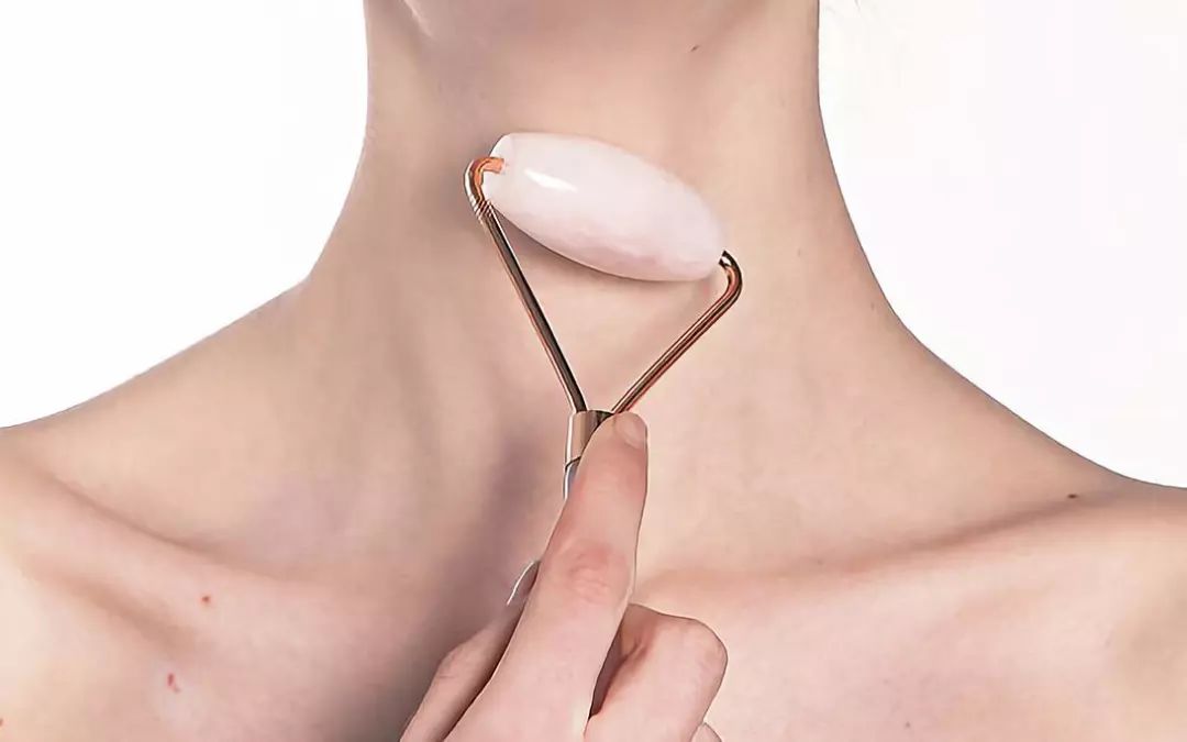 压迫穴位让人眩晕,压迫胸腹多久窒息