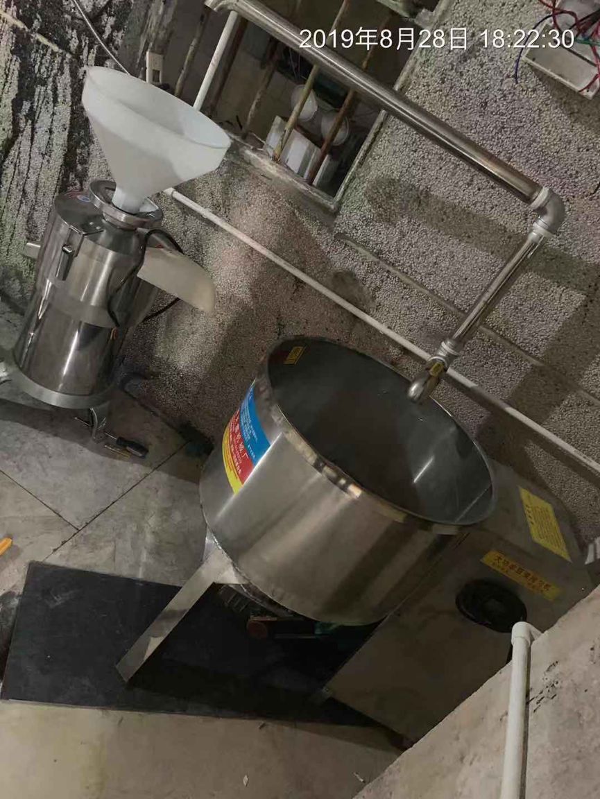 被曝光的月饼品牌,荣华和美心月饼哪个好吃