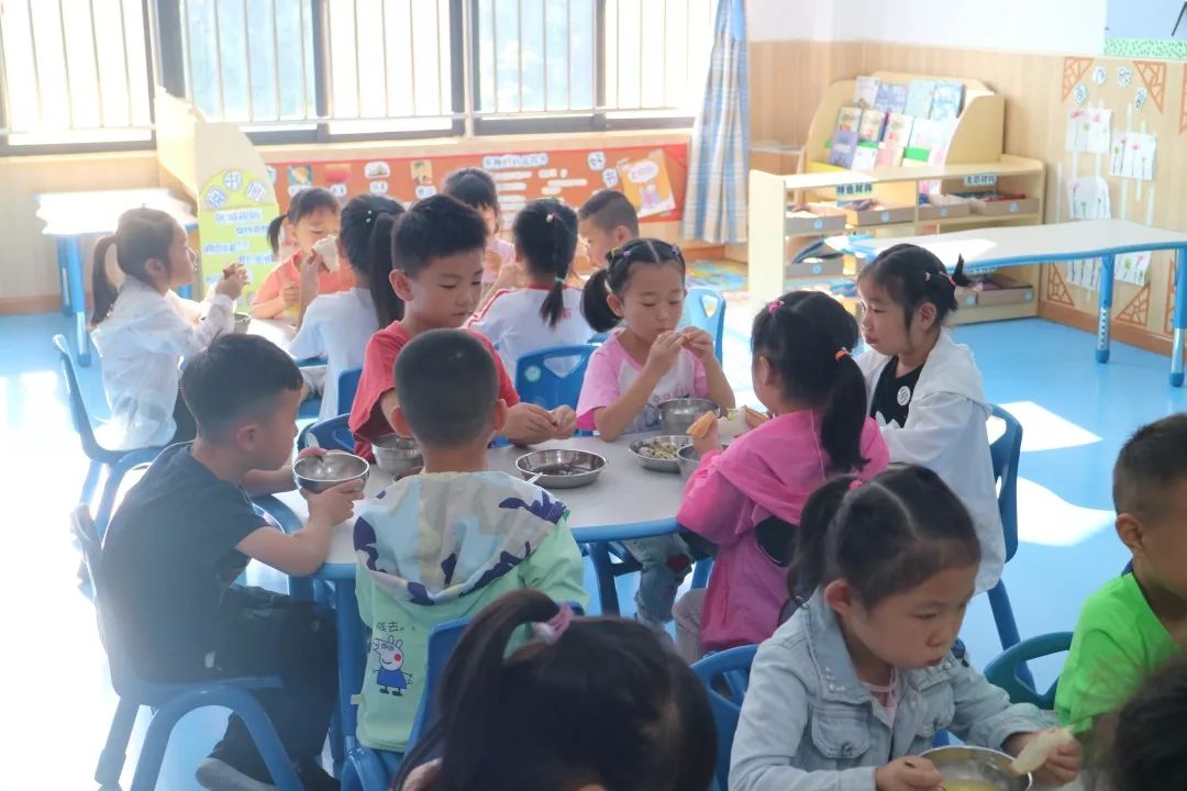 开学啦撒贝宁,开学啦手势舞完整版3分钟