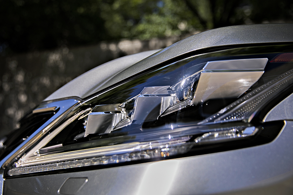 19款雷克萨斯lx570试驾巅峰版,雷克萨斯lx570黑曜巅峰限量版试驾