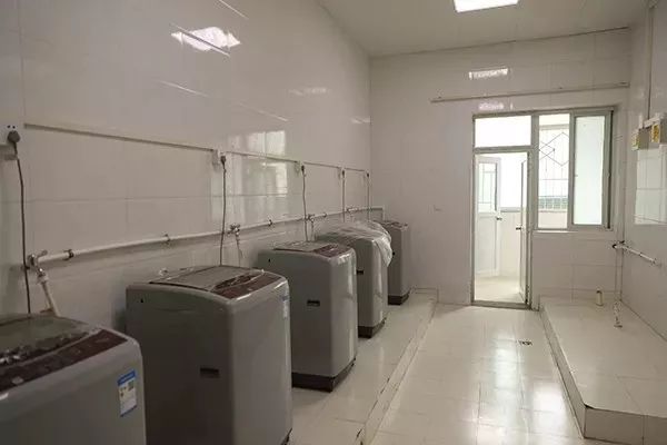 高校宿舍楼一个多少钱,河南各大学宿舍住宿条件怎么样