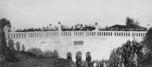 我叫襄阳，这是我的最新名片