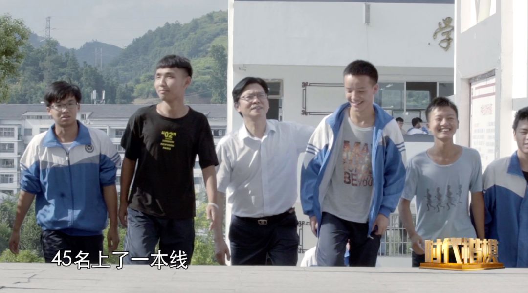 老师我想对您说一些悄悄话,老师我想对您说即兴口语