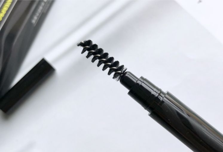 沙漠唇专用唇膏,沙漠唇滋润口红