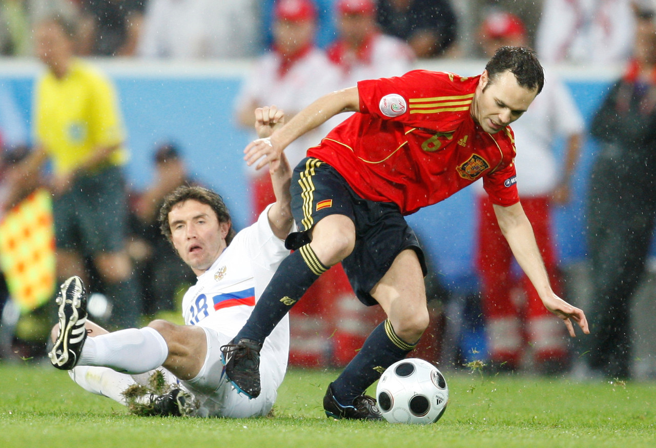 瓒冲潧宸﹁矾澶╁皧,瓒冲潧鎺屾晠