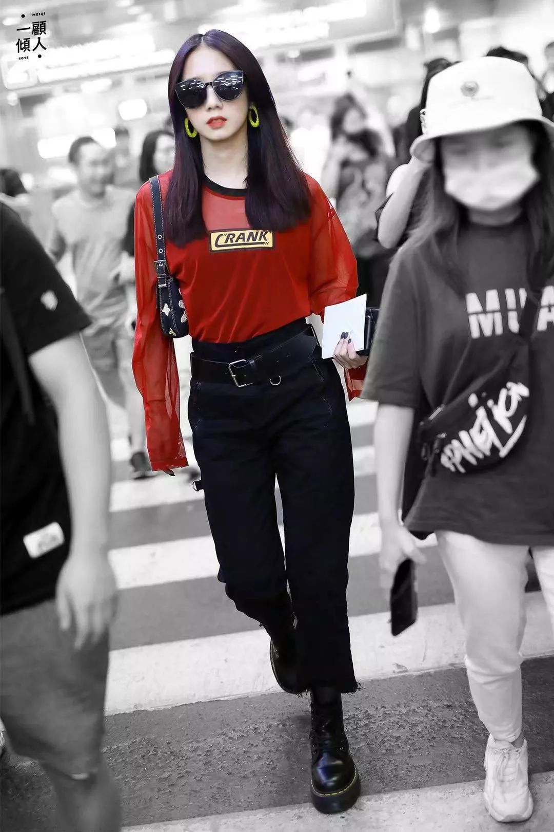 Jio热都要穿的马丁靴，作为辣妹的你得不得来一双嘛？