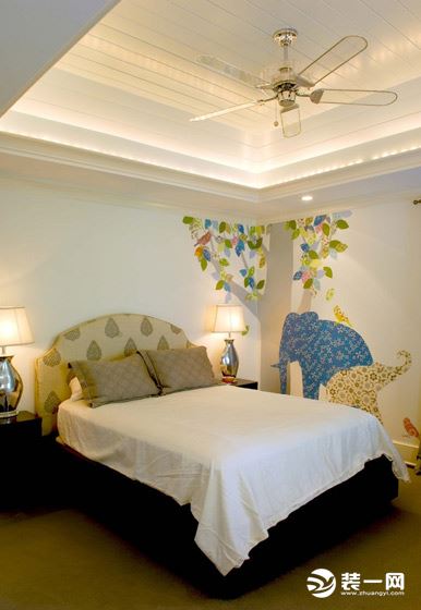 手绘墙画的材料,墙绘是用什么材料画的