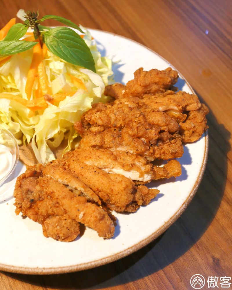 香喷喷油腻腻的炸鸡,谁能拒绝炸鸡火鸡面啊